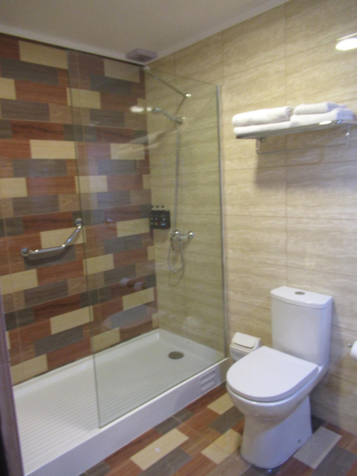 Hotel Vegas Santiago Luaran gambar