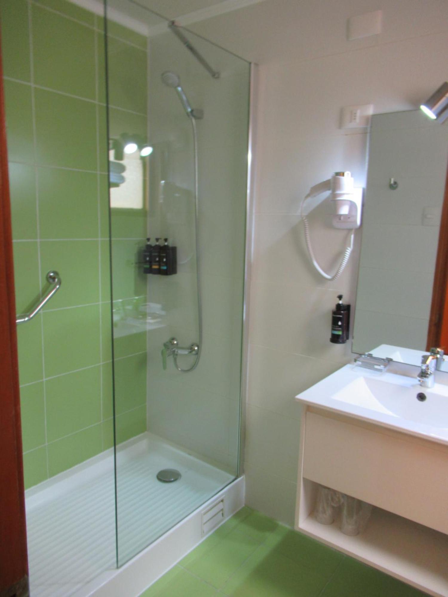 Hotel Vegas Santiago Luaran gambar